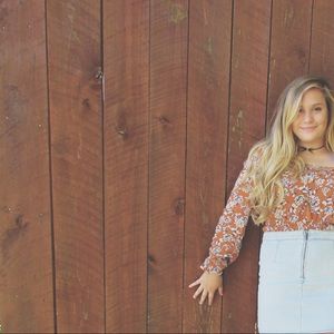 Meet your Posher, Hailey