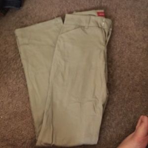 Tan women's dickies