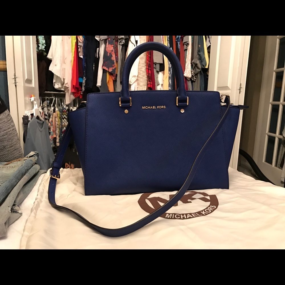 Michael Kors purse