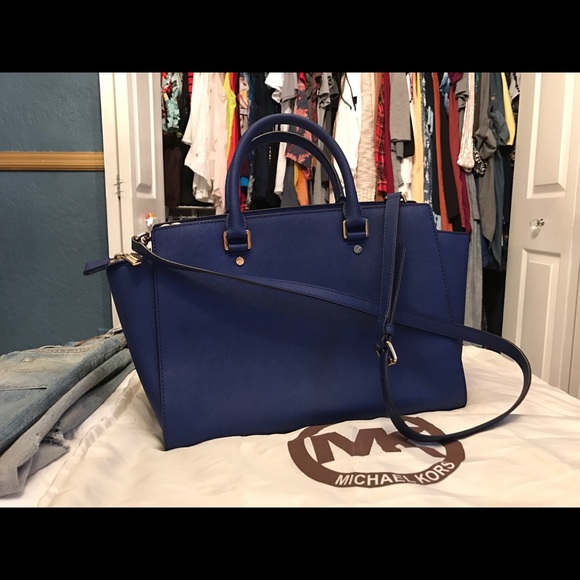 Michael Kors purse - Picture 2 of 3