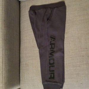 Charcoal Gray Under Armour Sweats