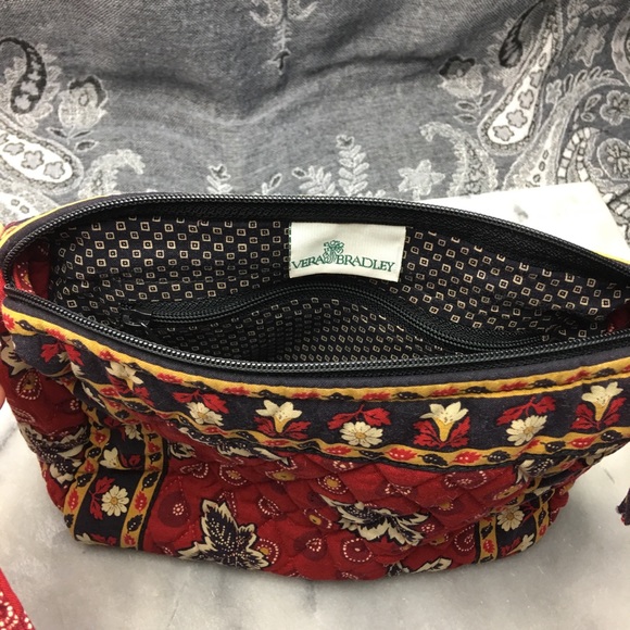 VINTAGE:: Red Floral Vera Bradley bag - Picture 3 of 5