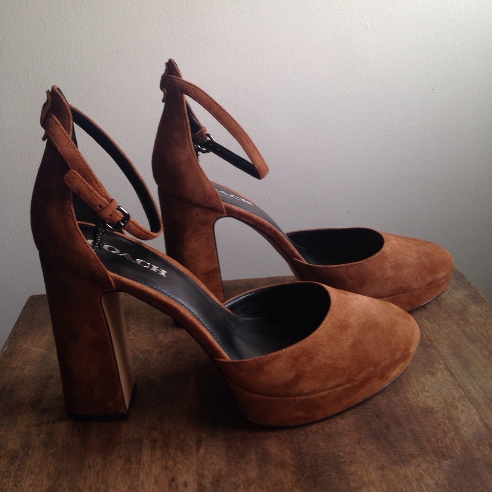 NWOT Coach Size 11 Chrystie Ankle Strap Pumps