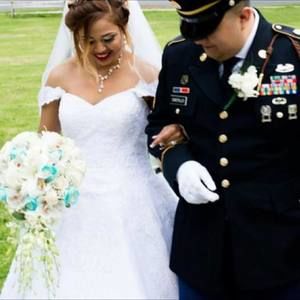 Meet your Posher, Castillo