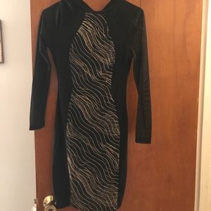 Black long sleeve dress!