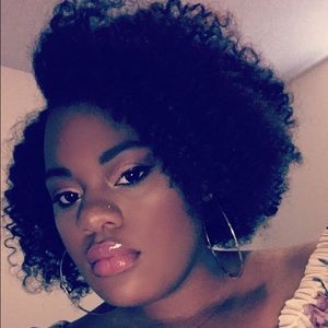 Meet your Posher, Jazmine