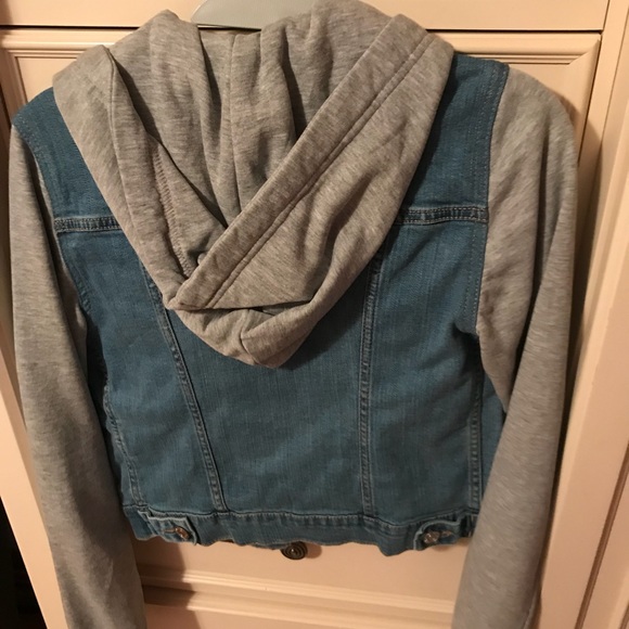Jean jacket - Picture 3 of 3