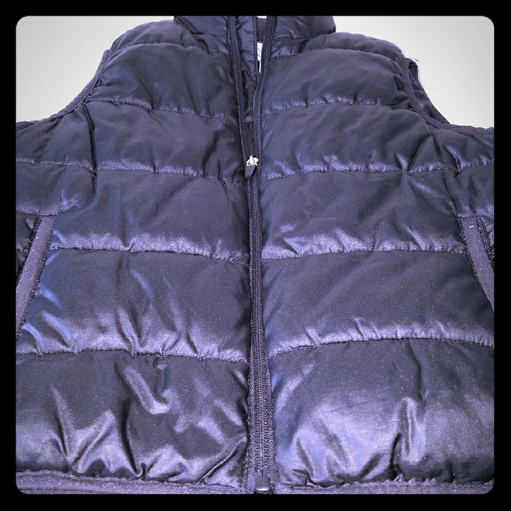Old navy puffer vest