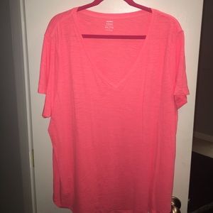 Old navy tee shirt