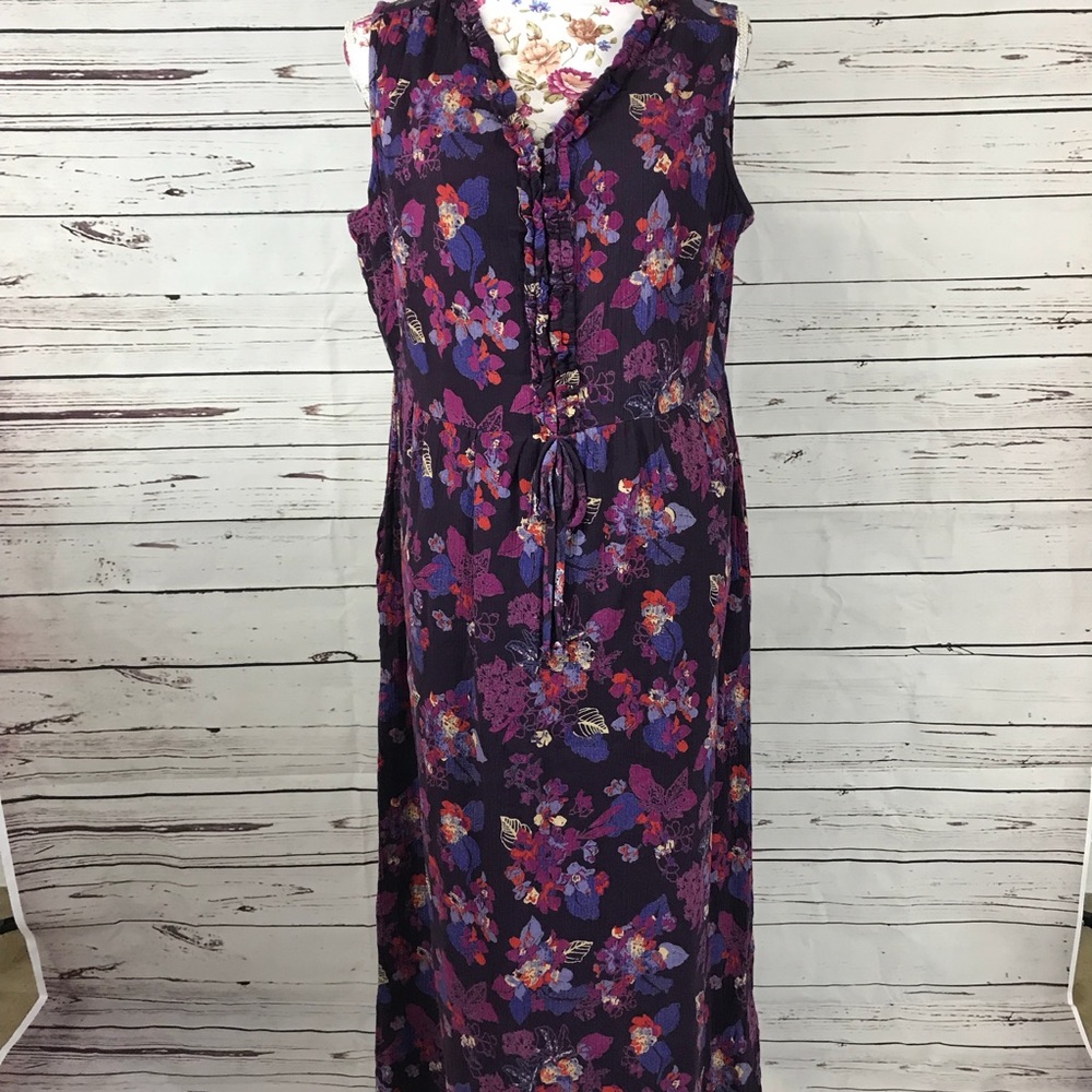 woman Within purple floral dress med -runs big