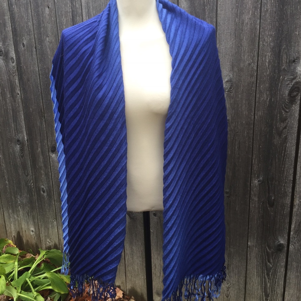 Coldwater Creek Scarf
