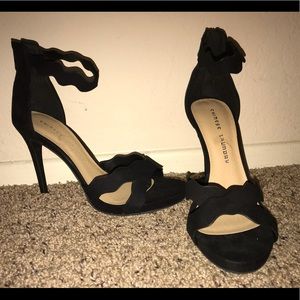 New high heels shoes black