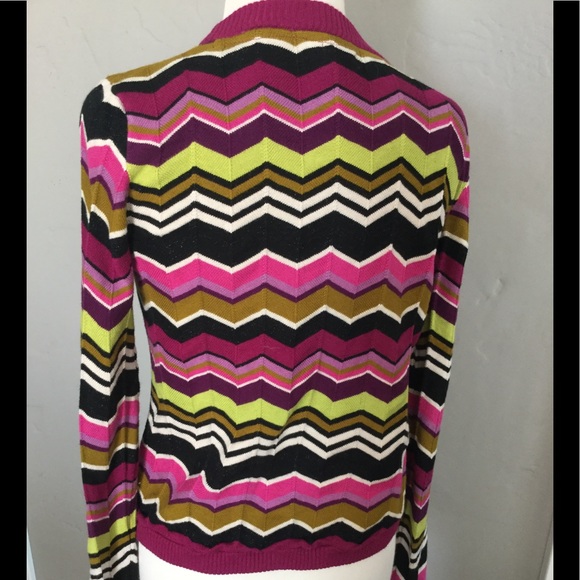 Cardigan - Picture 2 of 7