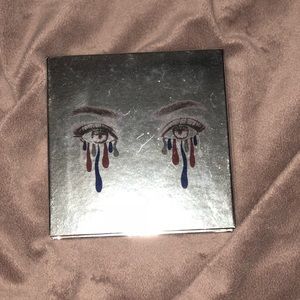 Kylie cosmetics last years holiday palette