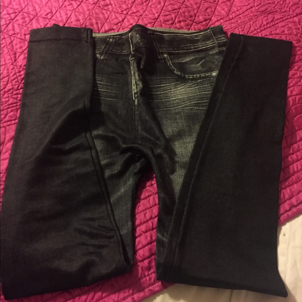Denim look legging in dark charcoal color