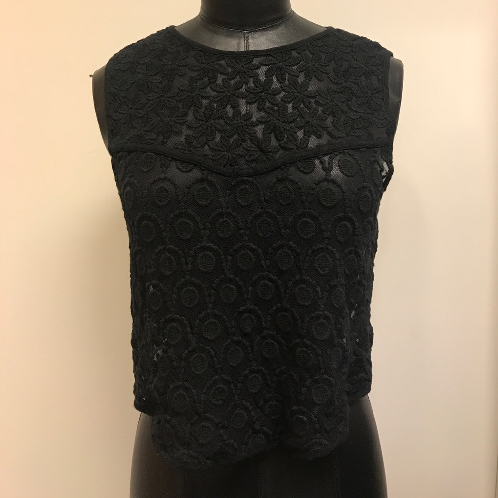 Forever 21 black lace top size S