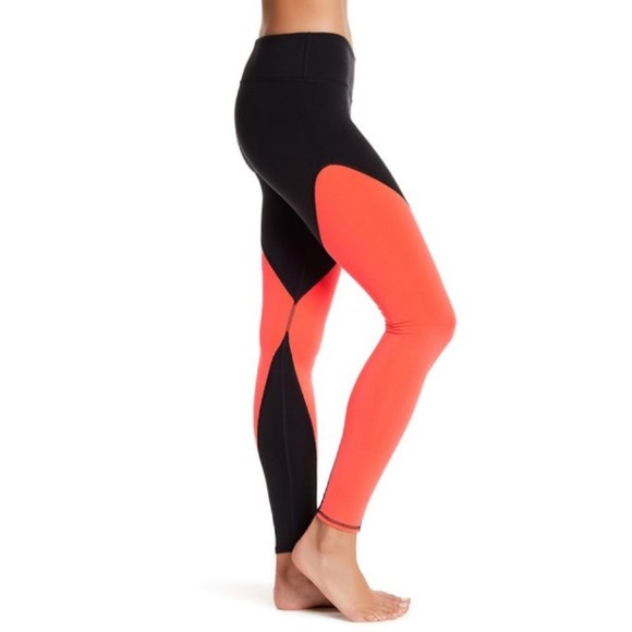 NWT Alo Yoga Illusion 4 Leggings - Picture 4 of 8