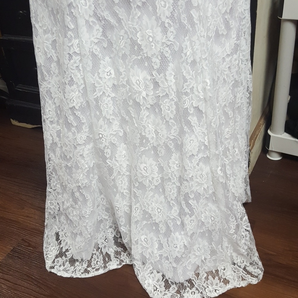 Formal Dress - Picture 6 of 6