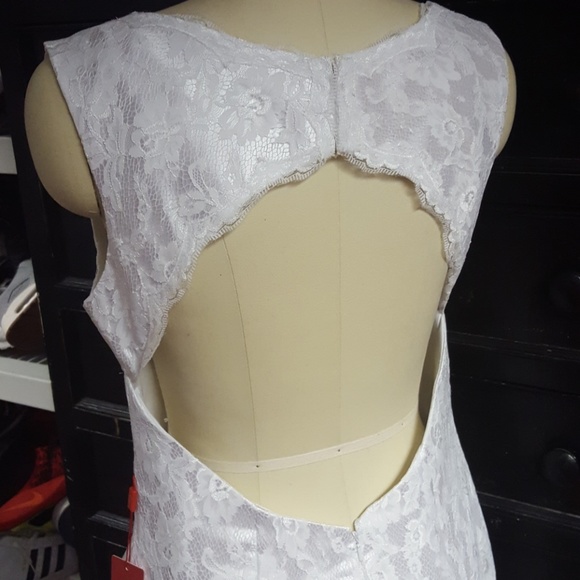 Formal Dress - Picture 3 of 6