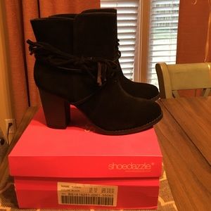 Black boots size 8.5