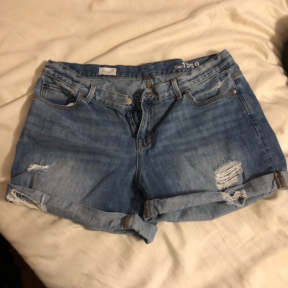 Gap Sexy Boyfriend Shorts