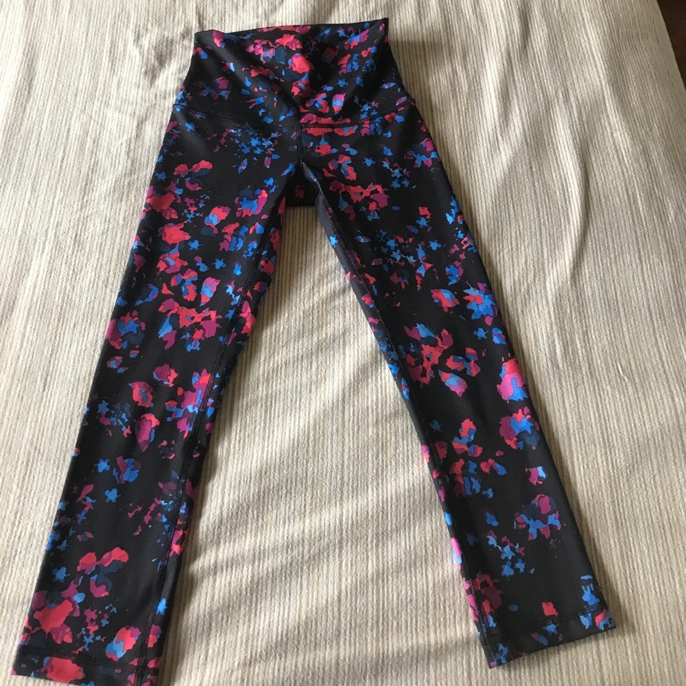 Lululemon wunder under crop