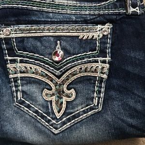 TRADE TO ALLY BABY JELINA ROCKS