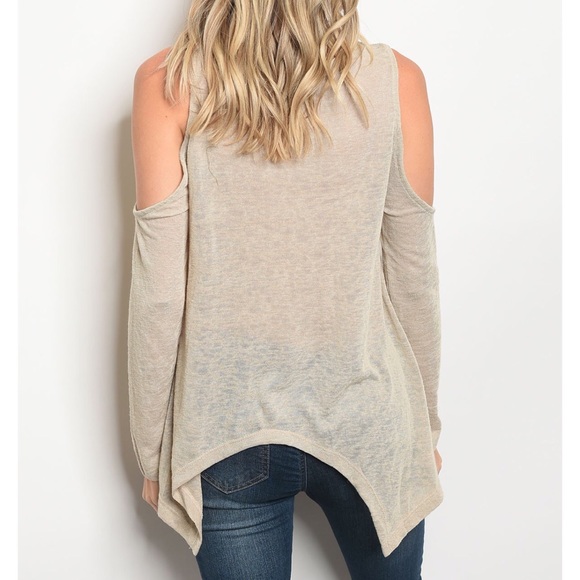| COLD SHOULDER TOP | - Picture 2 of 4