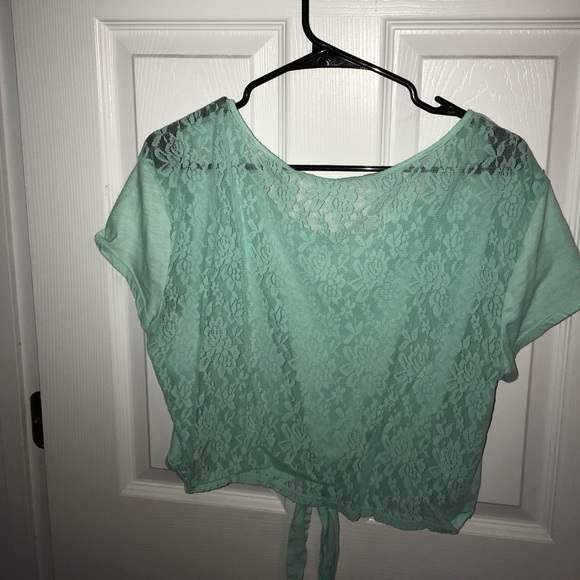 Casual top - Picture 2 of 2