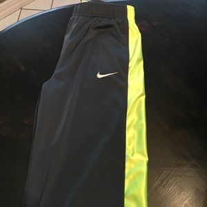 Like new, boys Nike pants