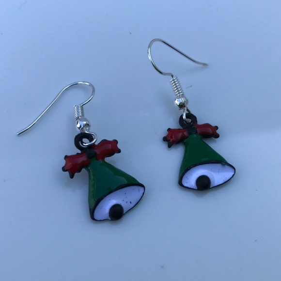 Jewelry - Christmas Earrings Silver Plated Hook Green holiday jewelry