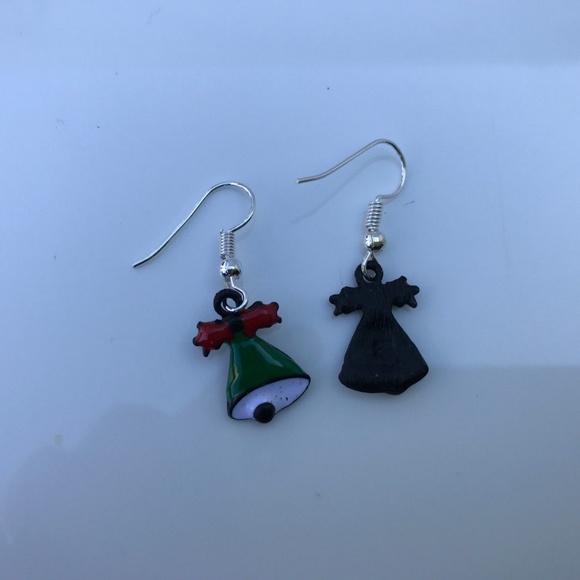 Christmas Earrings Silver Plated Hook Green holiday jewelry - Picture 3 of 6