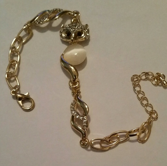 Only ONE LEFT / Cute Fox Bracelet - Picture 3 of 4