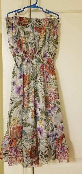 Dress - Picture 1 of 1