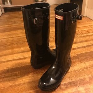 Hunter black gloss rain boots size 11
