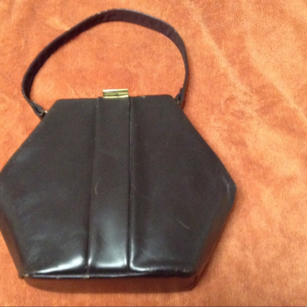 Vintage brown leather bag