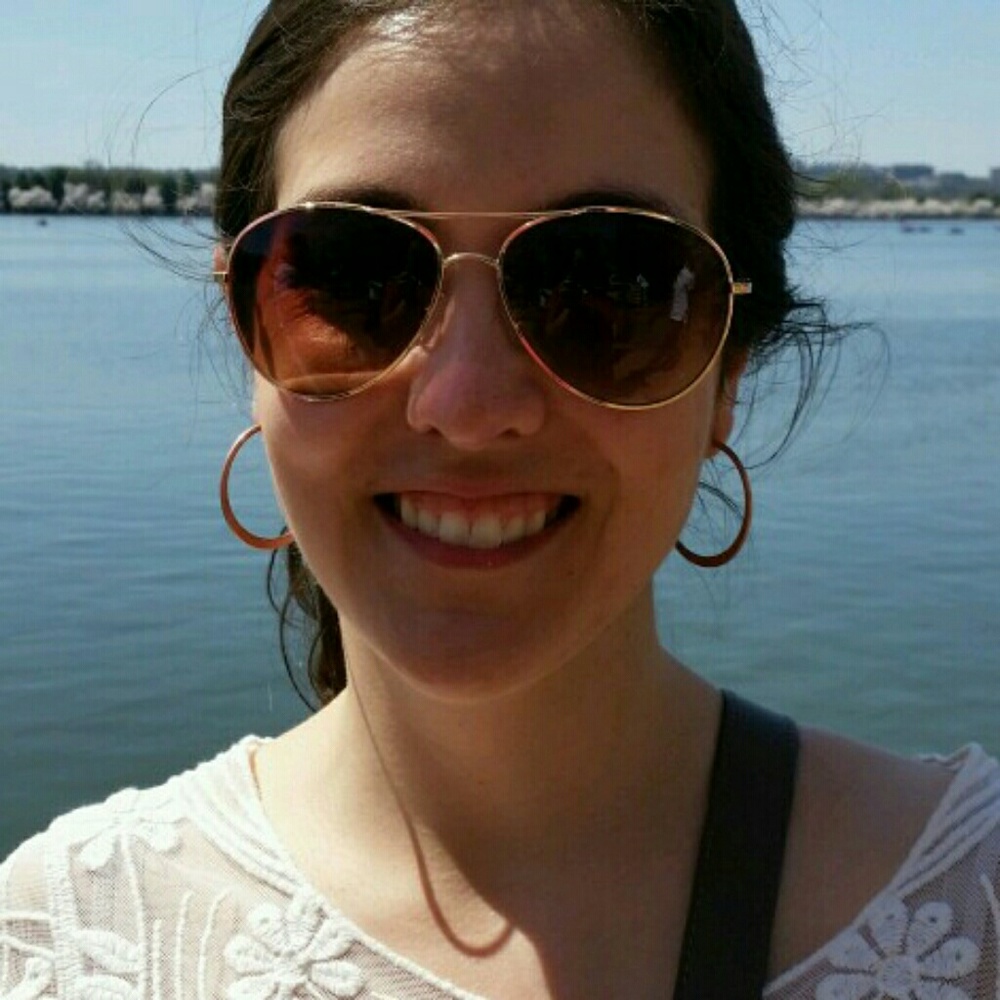 Meet your Posher, Jennifer