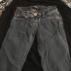 straight leg jeans