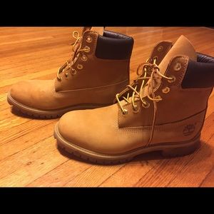 Timberland Boots! Excellent condition!