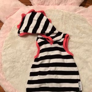 EUC 6/12 month Purlamb dinosaur outfit!!