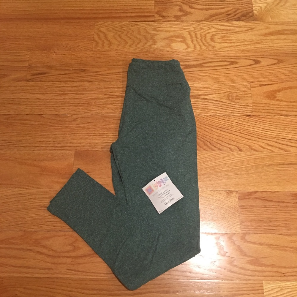 NWT LulaRoe OS leggings in a heather green!