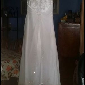 Wedding dress
