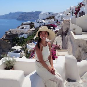 Meet your Posher, Chloris