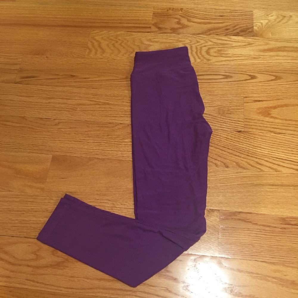 NWT LULAROE purple leggings