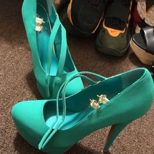 Mint heels