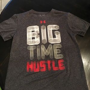 Boys Under Armour t-shirt