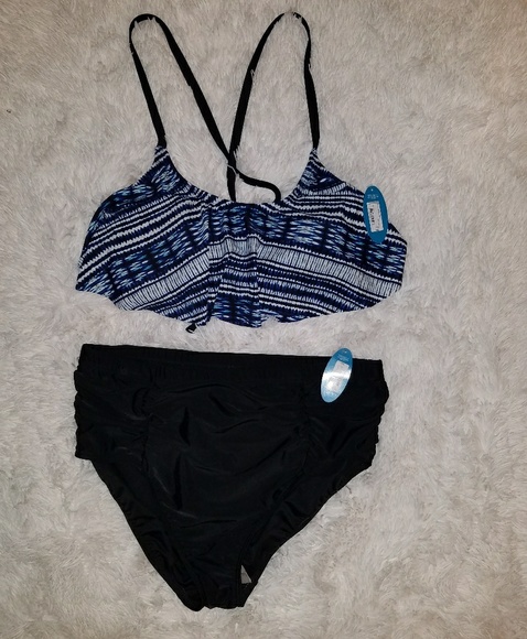 Boutique swimwear 2 piece - Picture 1 of 8