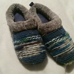 Dear foam slippers