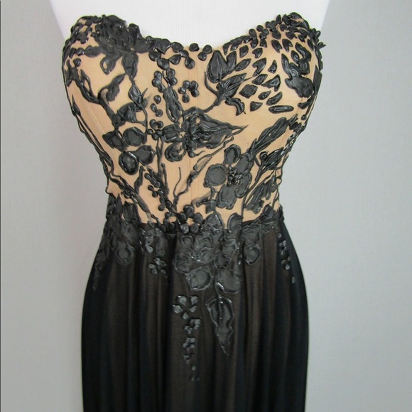 Ema Savahl Gown - Picture 2 of 5