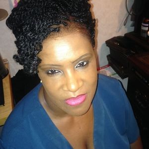 Meet your Posher, Maxine